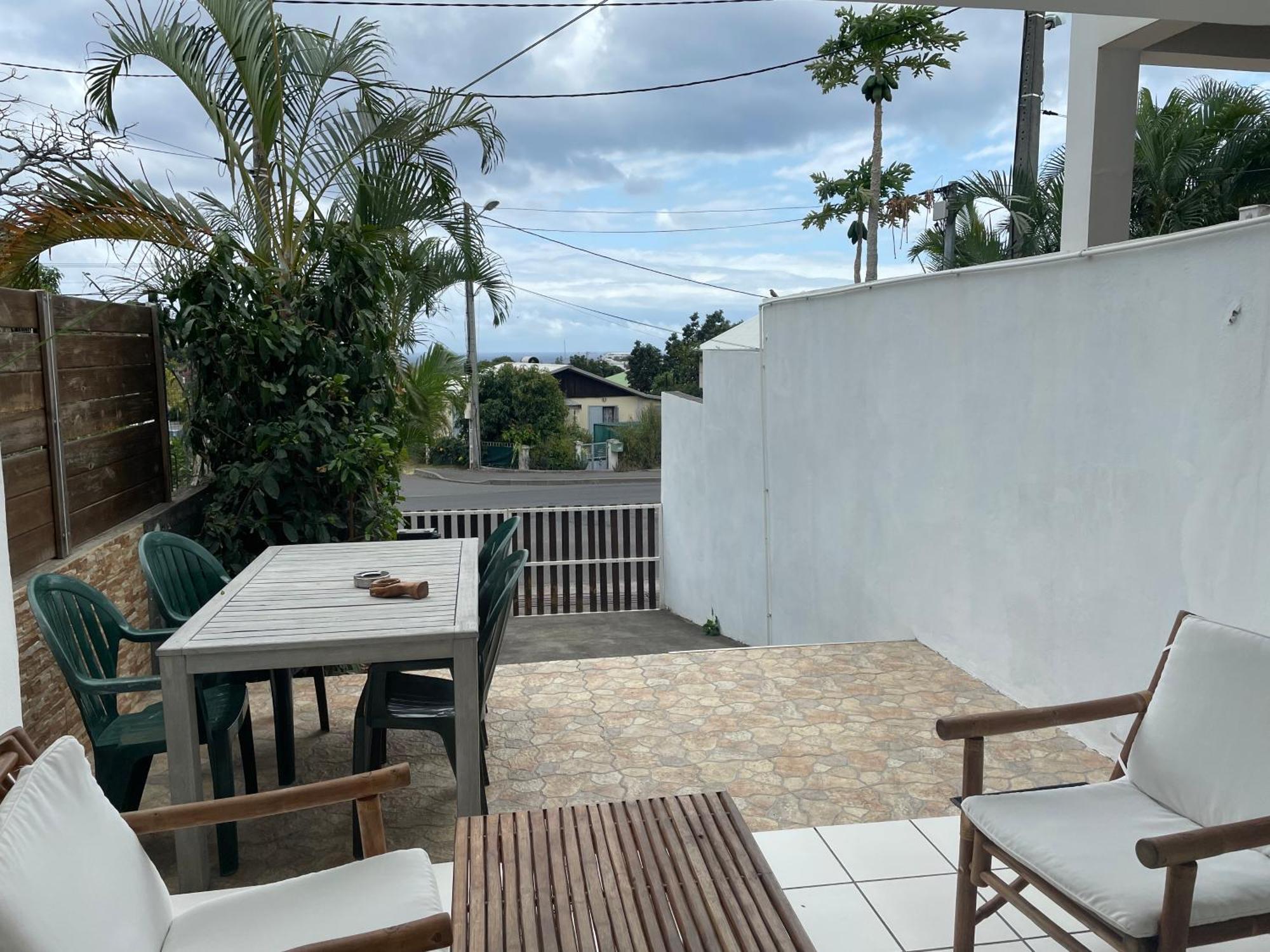 Studio 40M2 Saint Gilles Les Bains Eksteriør bilde